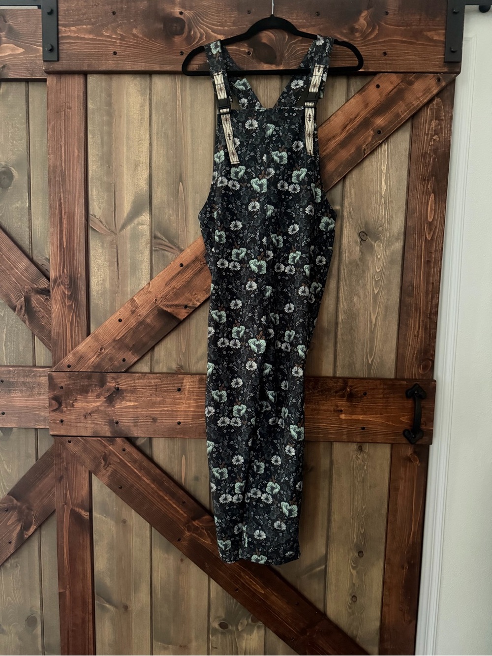 Kavu Floral Overalls in Dark Green and Teal Size Medium - Picture 2 of 6